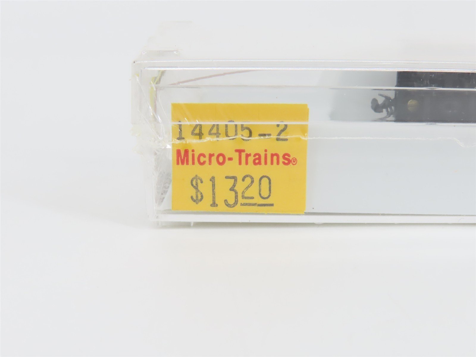 Z Scale Micro-Trains MTL 14405-2 UP Union Pacific Single Dome Tank Car #70136