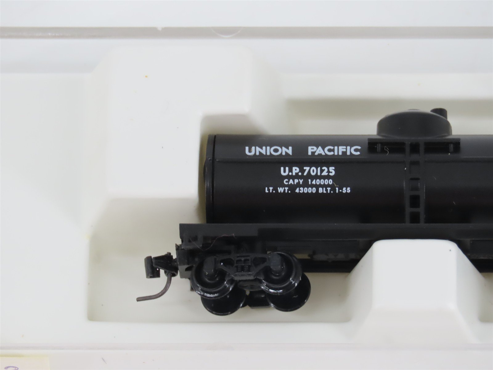 Z Kadee Micro-Trains MTL 14405-2 UP Union Pacific Single Dome Tank Car #70125