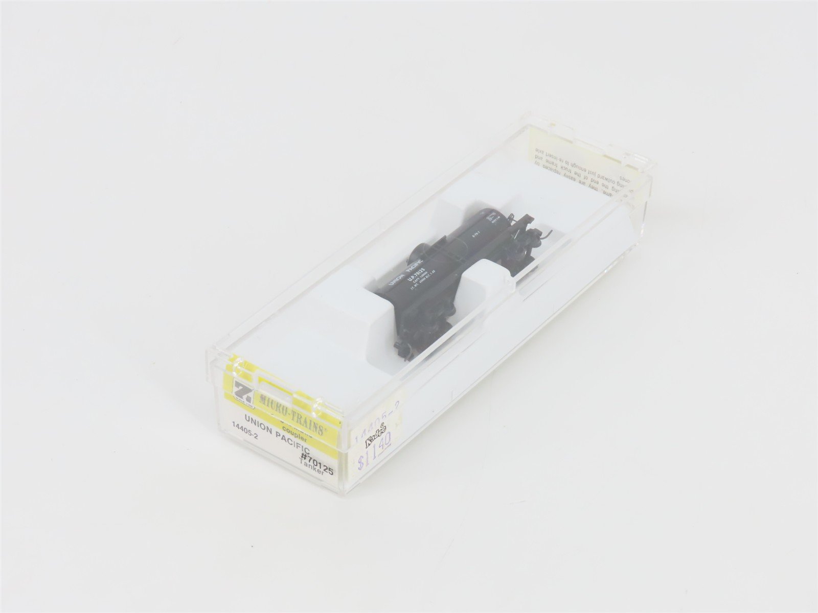 Z Kadee Micro-Trains MTL 14405-2 UP Union Pacific Single Dome Tank Car #70125