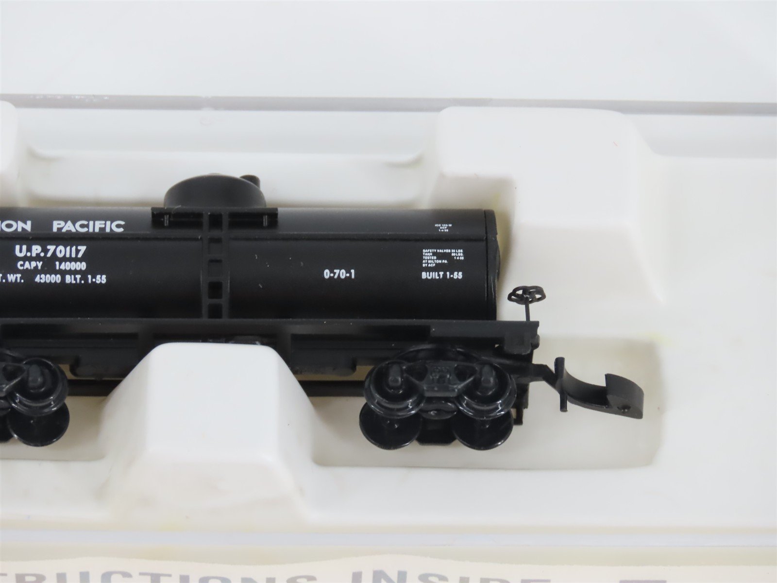 Z Scale Kadee Micro-Trains MTL 14405 UP Union Pacific Single Dome Tank Car 70117