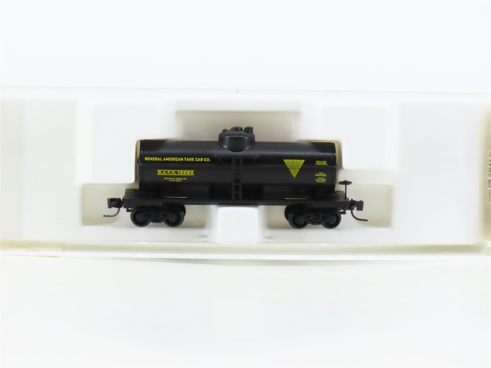 Z Scale Kadee Micro-Trains MTL 14404-2 GATX Single Dome Tank Car #19283
