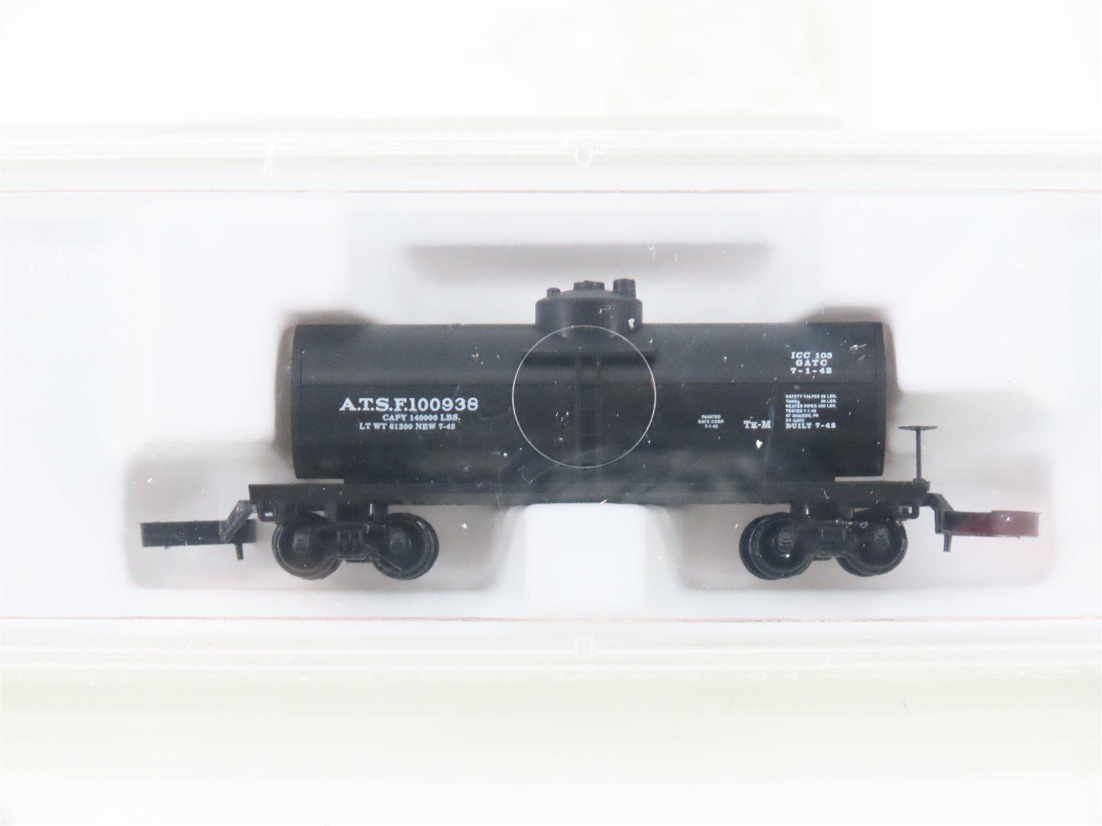 Z Scale Micro-Trains MTL 14402 ATSF Santa Fe 39' Single Dome Tank Car #100938