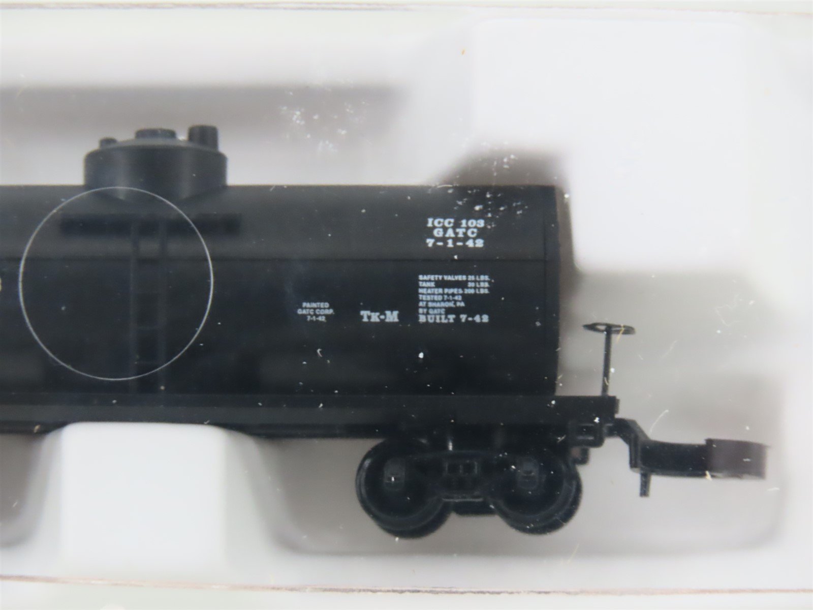 Z Scale Micro-Trains MTL 14402 ATSF Santa Fe 39' Single Dome Tank Car #100938