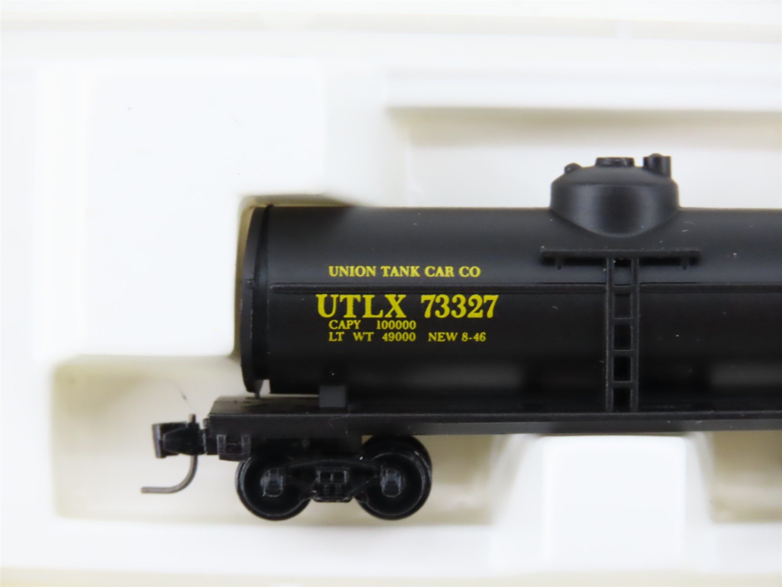 Z Kadee Micro-Trains MTL 14403-2 UTLX Union Tank Single Dome Tank Car #73327