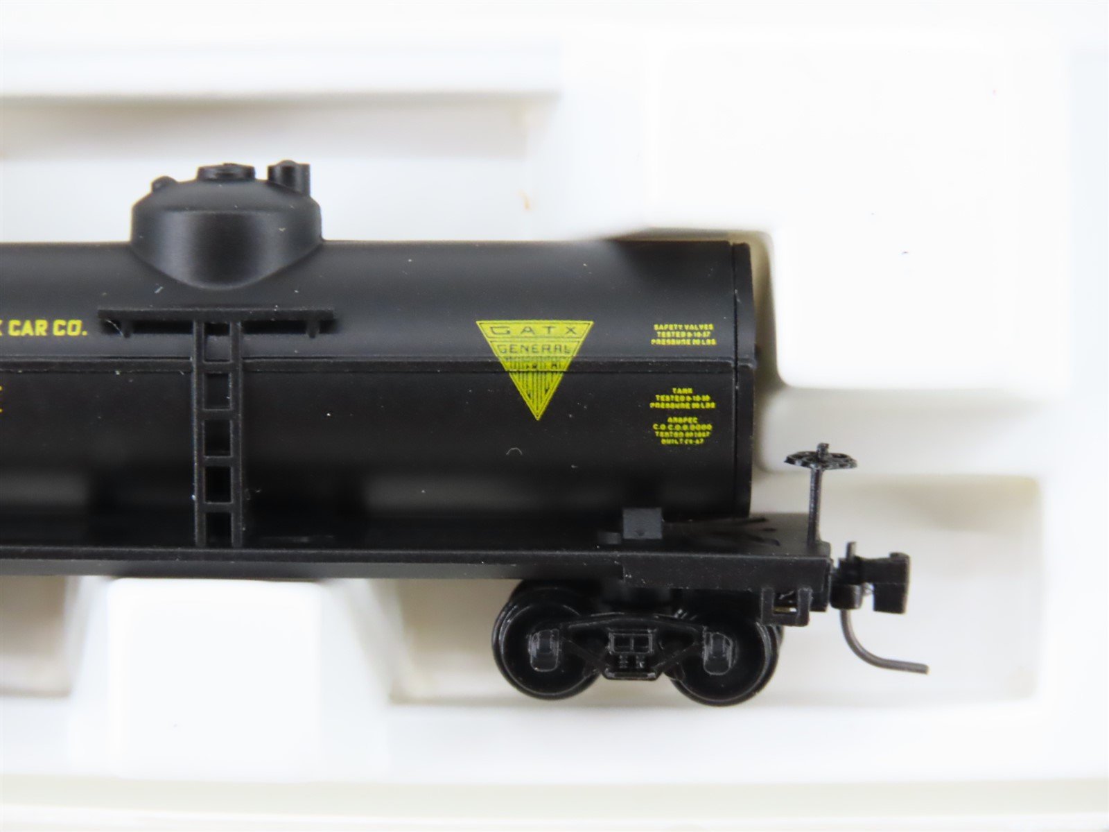 Z Scale Kadee Micro-Trains MTL 14404-2 GATX Single Dome Tank Car #19283