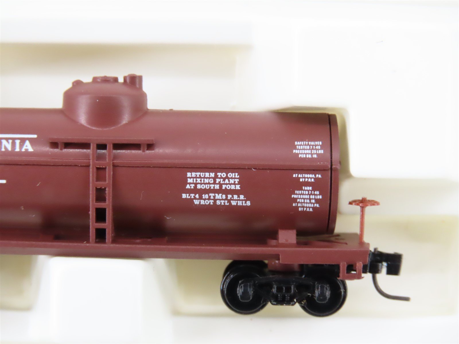 Z Kadee Micro-Trains MTL 14401-2 PRR Pennsylvania Single Dome Tank Car #498636