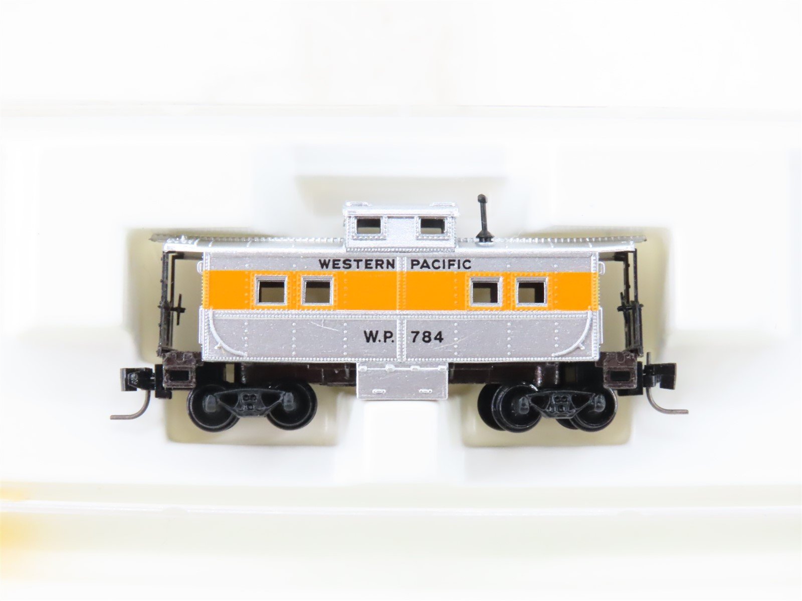 Z Scale Micro-Trains MTL 14709-2 WP Western Pacific Caboose #784