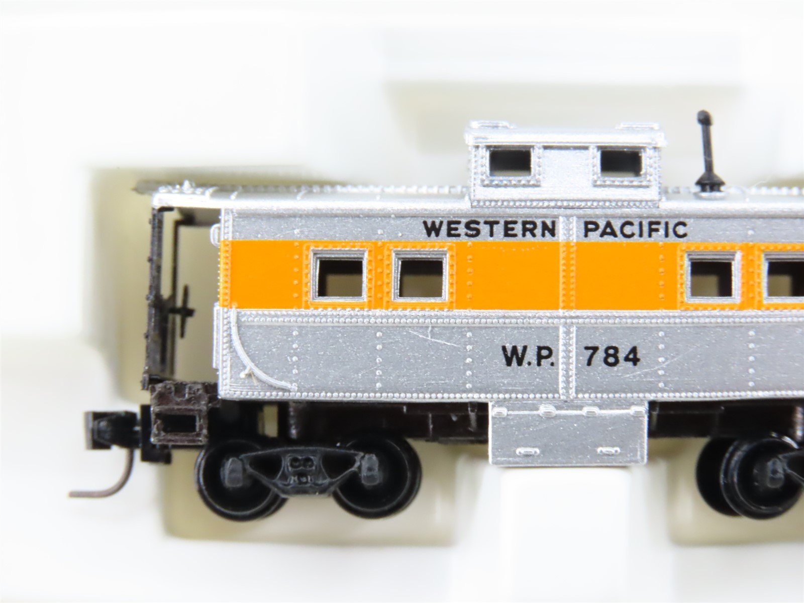 Z Scale Micro-Trains MTL 14709-2 WP Western Pacific Caboose #784