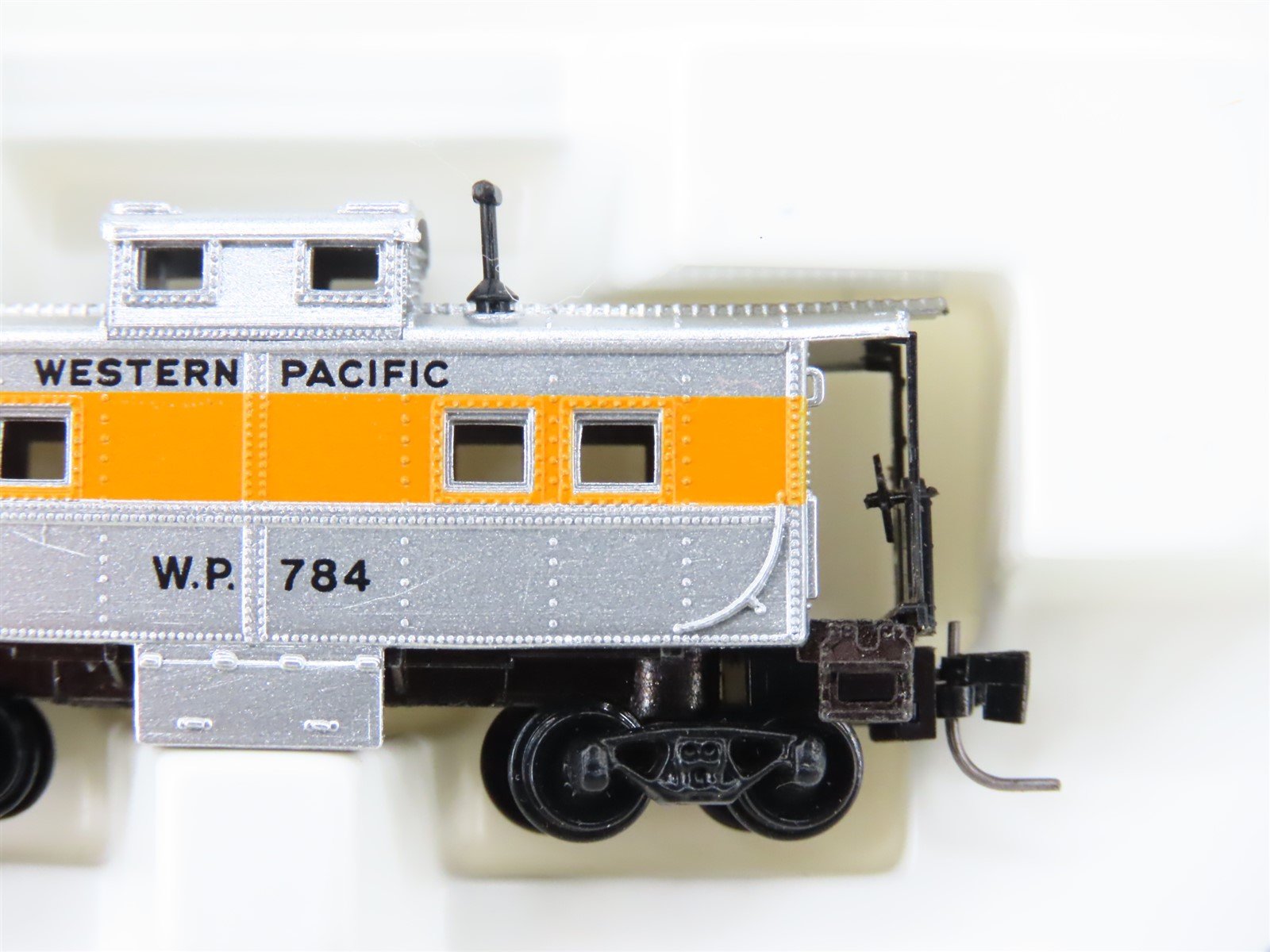 Z Scale Micro-Trains MTL 14709-2 WP Western Pacific Caboose #784