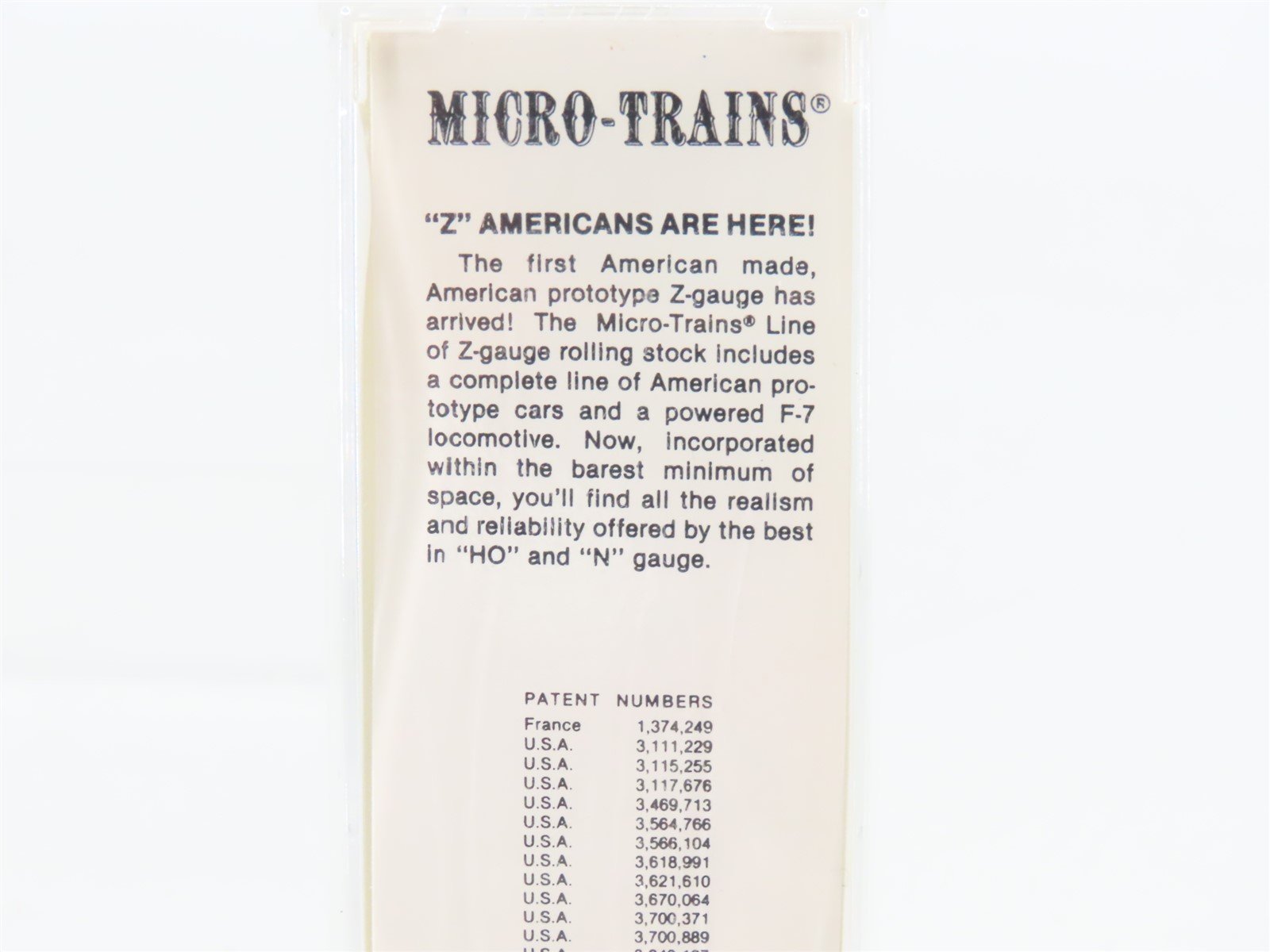Z Scale Kadee Micro-Trains MTL 14706 PC Penn Central Caboose #18404