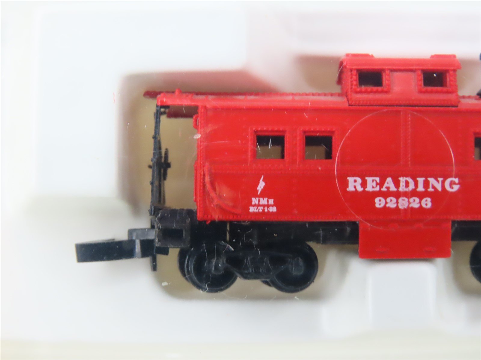 Z Scale Kadee Micro-Trains MTL 14702 RDG Reading Railroad Caboose #92826
