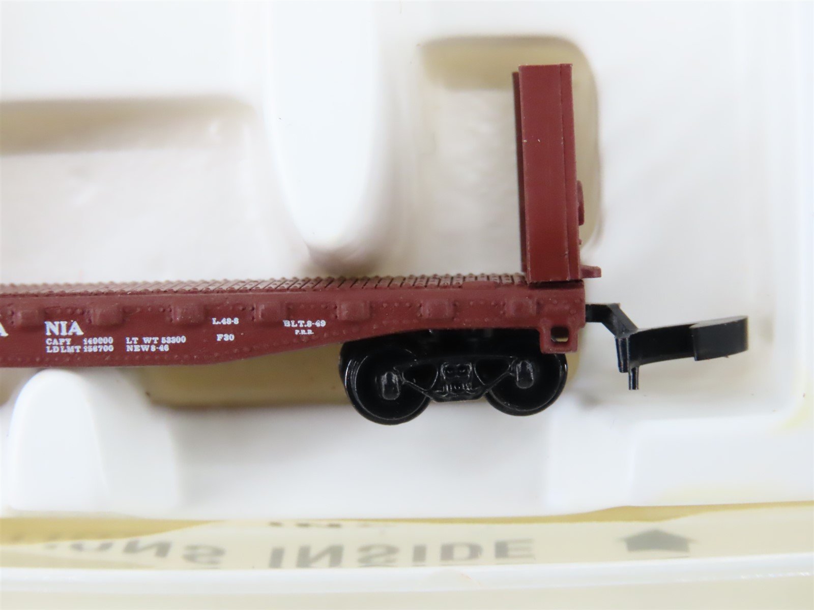 Z Scale Kadee Micro-Trains MTL 14602 PRR Pennsylvania Bulkhead Flat Car #469300