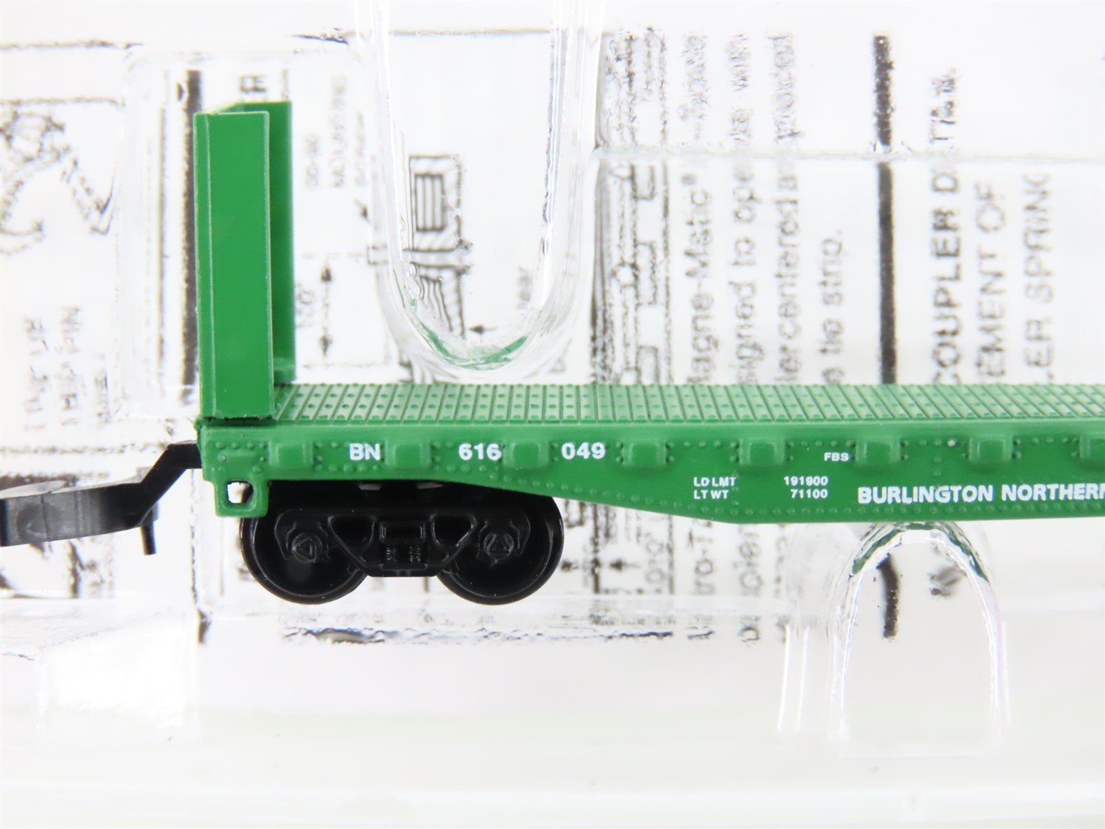 Z Micro-Trains MTL 14607 BN Burlington Northern 40' Bulkhead Flat Car #616049