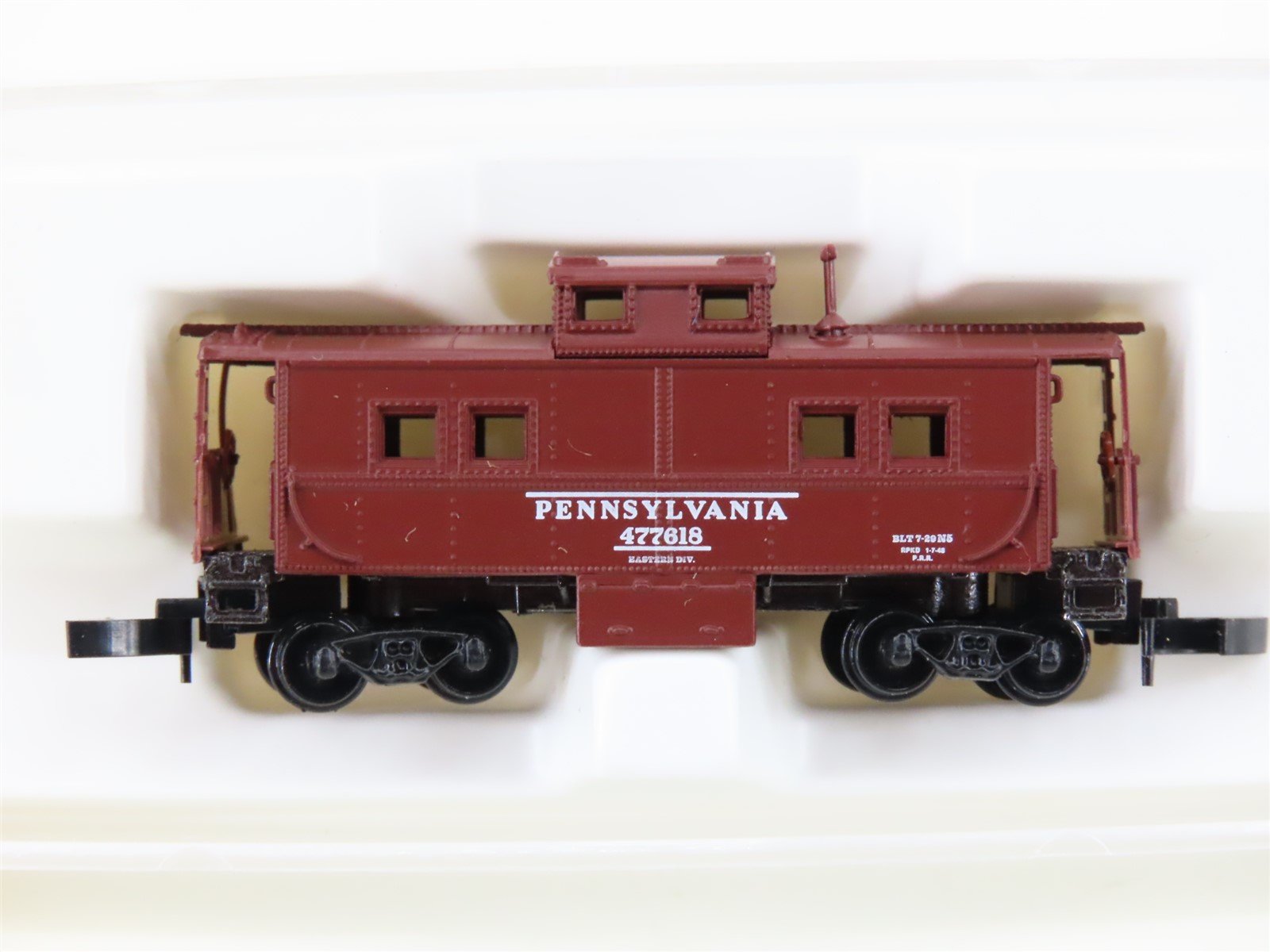 Z Scale Kadee Micro-Trains MTL 14701 PRR Pennsylvania N5 Caboose #477618