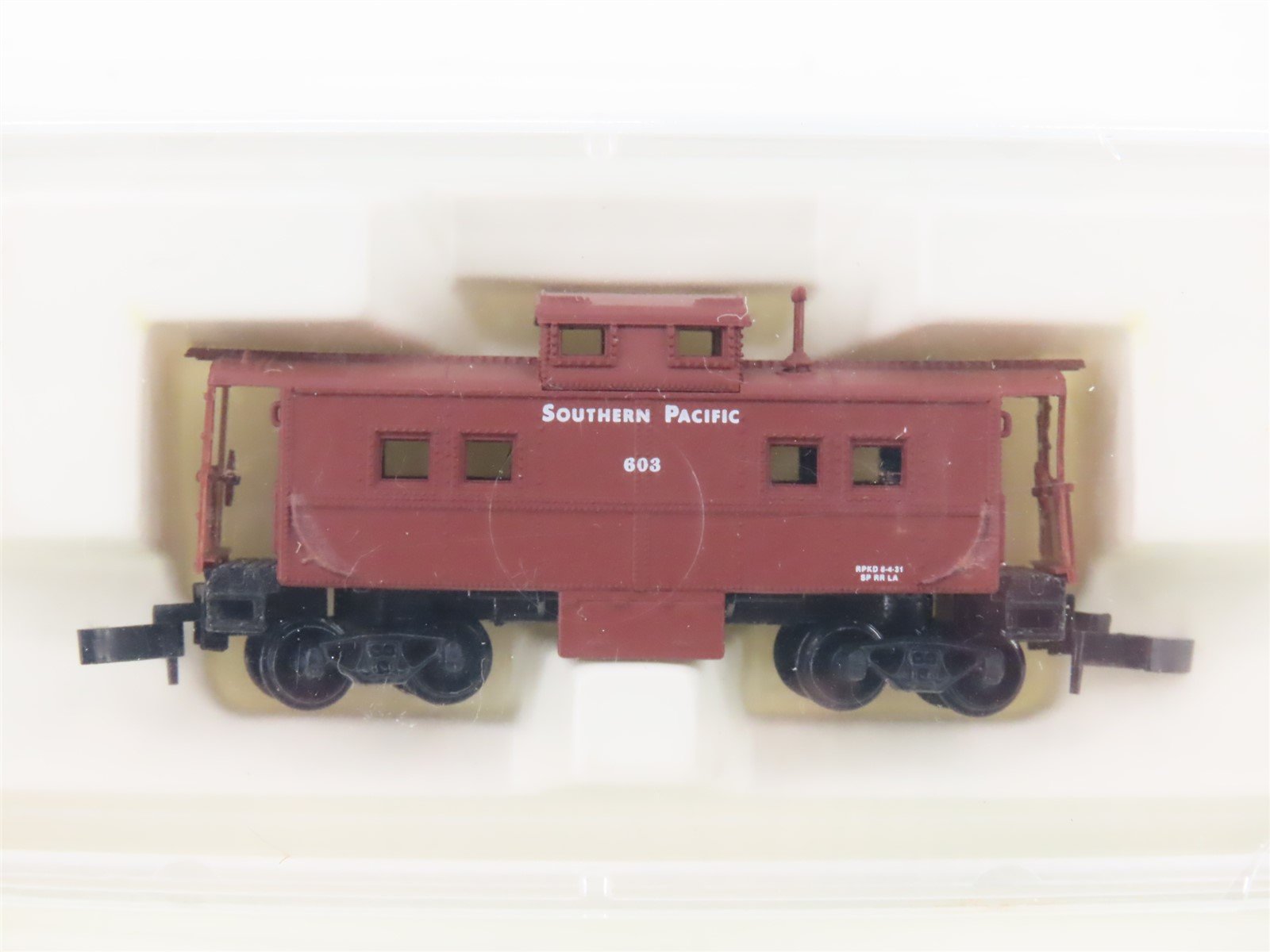 Z Scale Kadee Micro-Trains MTL 14711 SP Southern Pacific Caboose #603