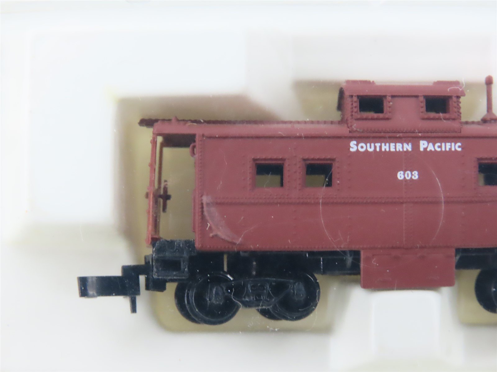 Z Scale Kadee Micro-Trains MTL 14711 SP Southern Pacific Caboose #603