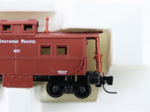 Z Scale Kadee Micro-Trains MTL 14711-2 SP Southern Pacific Caboose #607