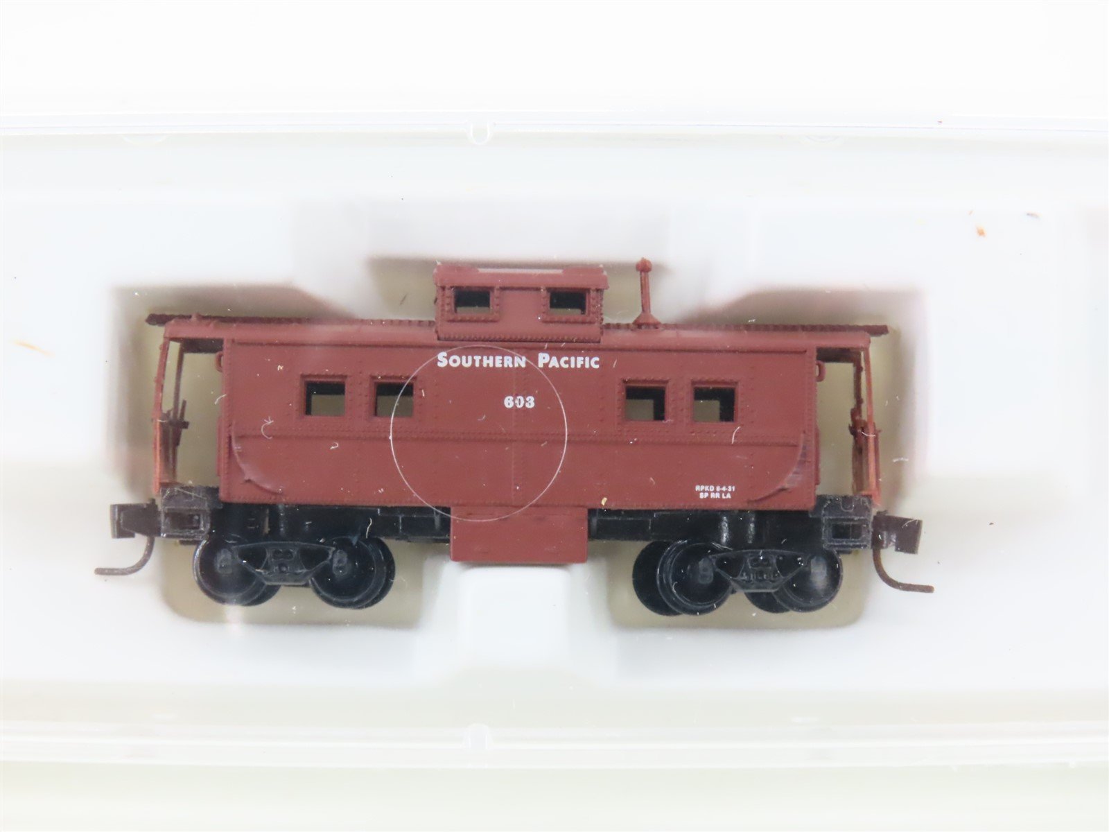 Z Scale Kadee Micro-Trains MTL 14711 SP Southern Pacific Caboose #603