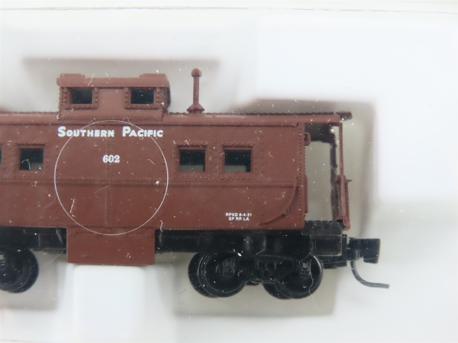 Z Scale Micro-Trains MTL 14711-2 SP Southern Pacific Caboose #602