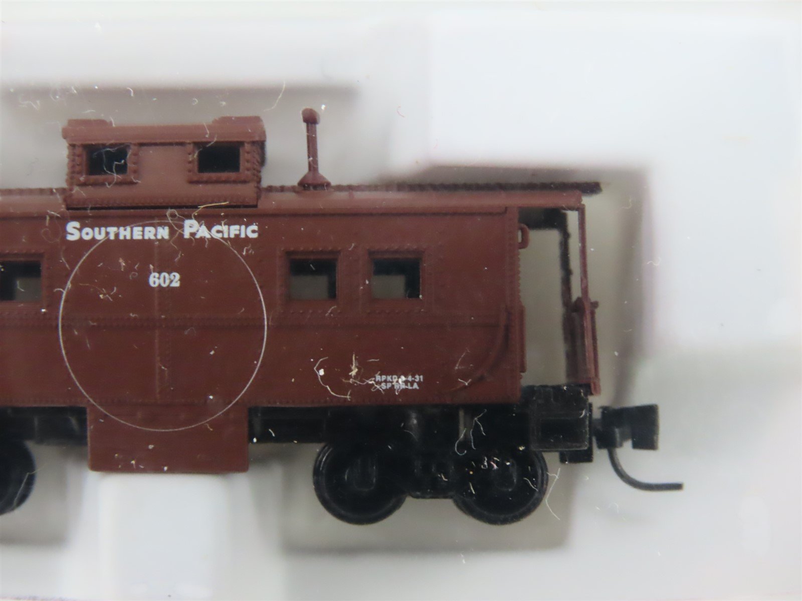Z Scale Micro-Trains MTL 14711-2 SP Southern Pacific Caboose #602