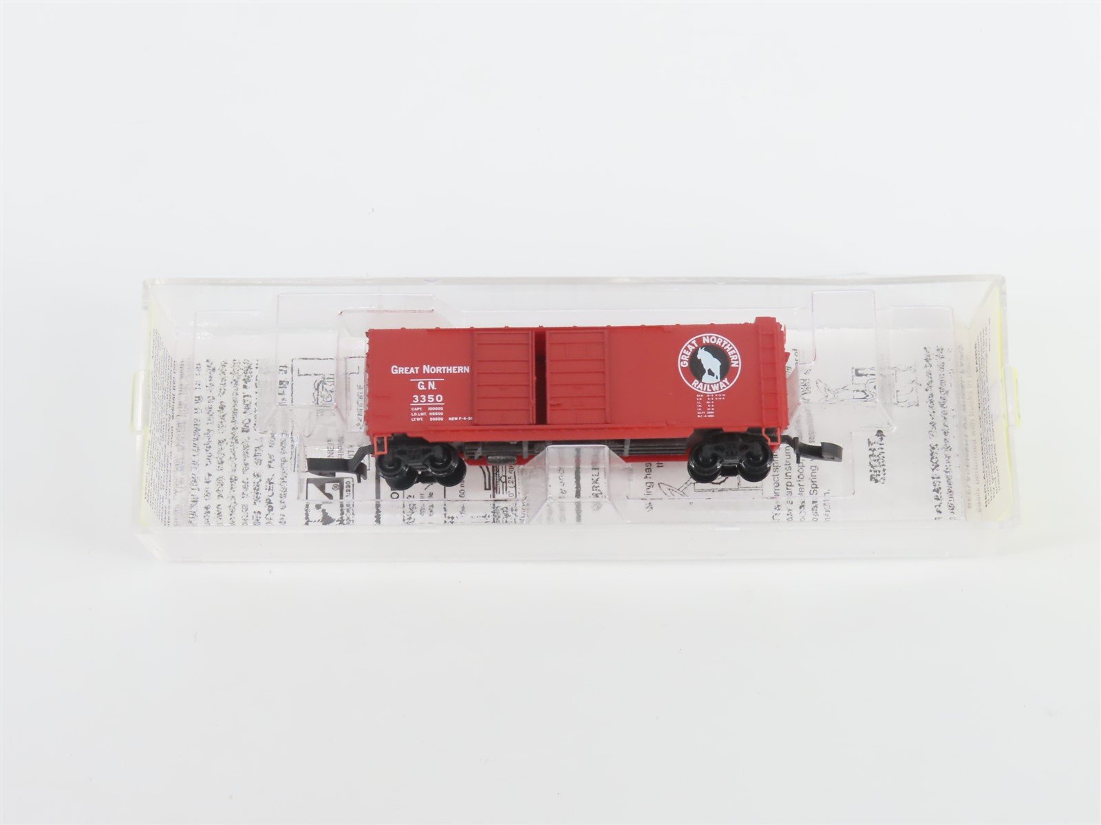 Z Scale Micro-Trains MTL 14802 GN Great Northern 40' Double Door Box Car #3350