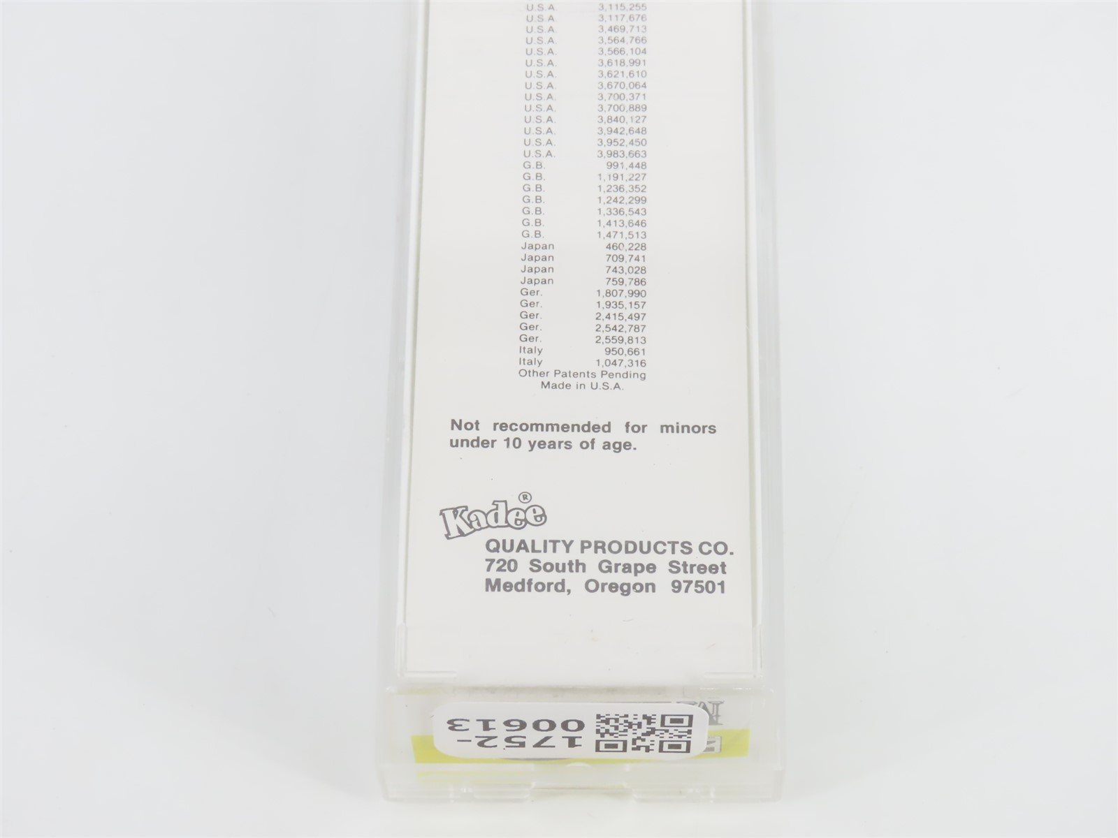 Z Scale Kadee Micro-Trains MTL 14907-2 B&O Chessie System 40' Box Car #293952