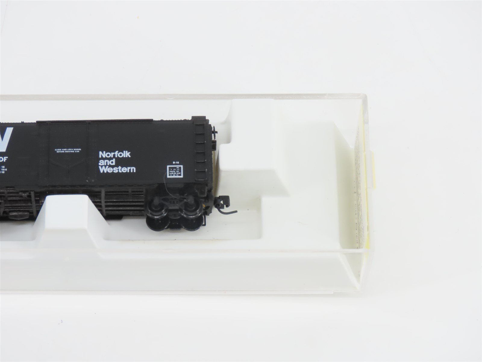 Z Kadee Micro-Trains MTL 14910-2 NW Norfolk & Western 40' Box Car #47500