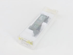 Z Micro-Trains MTL 14916 BCOL British Columbia 40' Plug Door Box Car #8002
