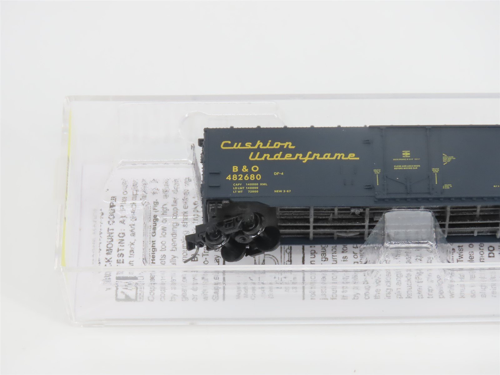 Z Micro-Trains MTL 50700401 B&O Baltimore & Ohio 50' Plug Door Box Car #482680