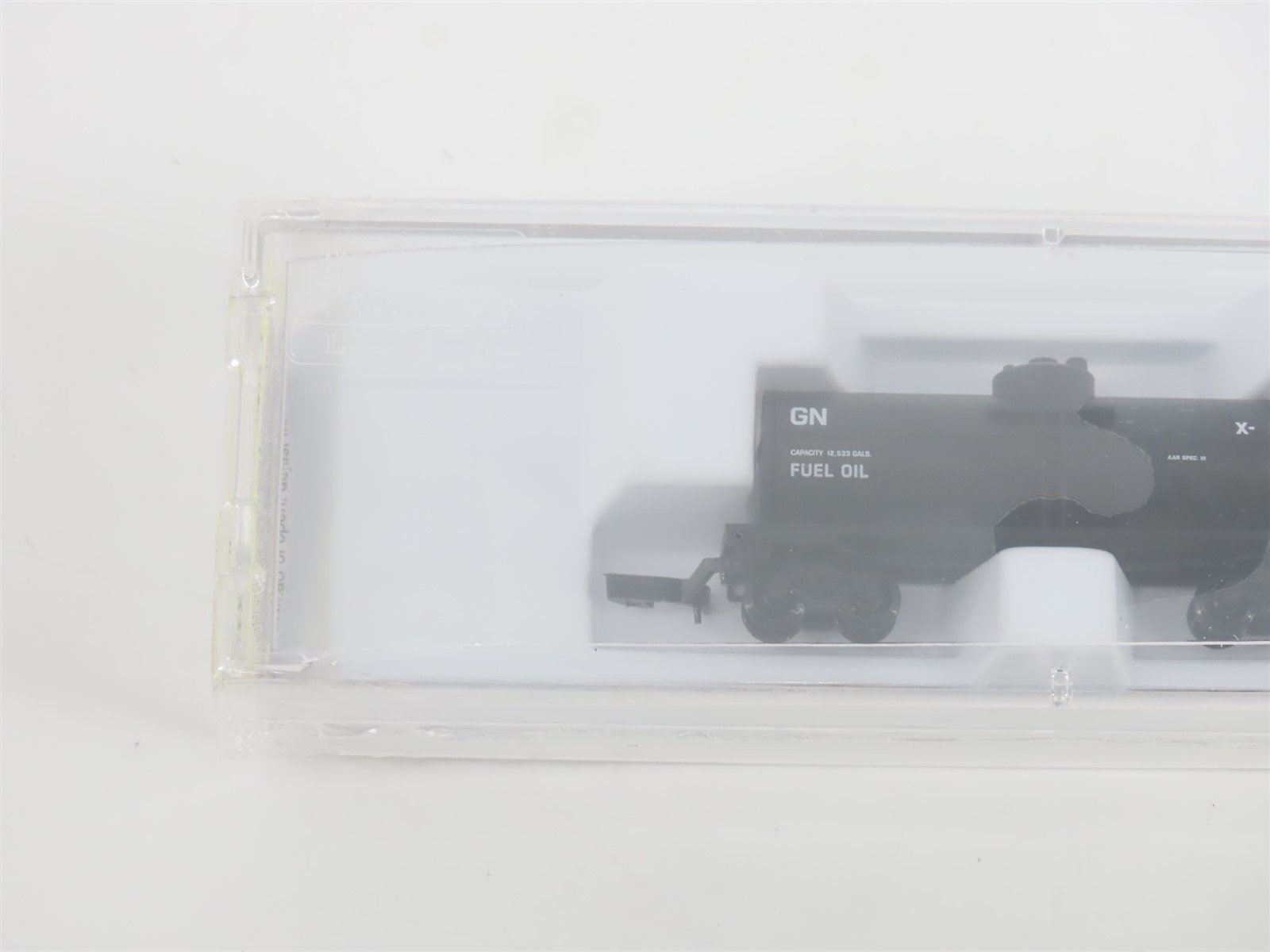 Z Micro-Trains MTL 14417 GN Great Northern 39' Single Dome Fuel Tank Car #X-1155