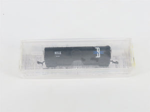 Z Micro-Trains MTL 13619 B&M Boston & Maine Milk 50' Plug Door Box Car #1917