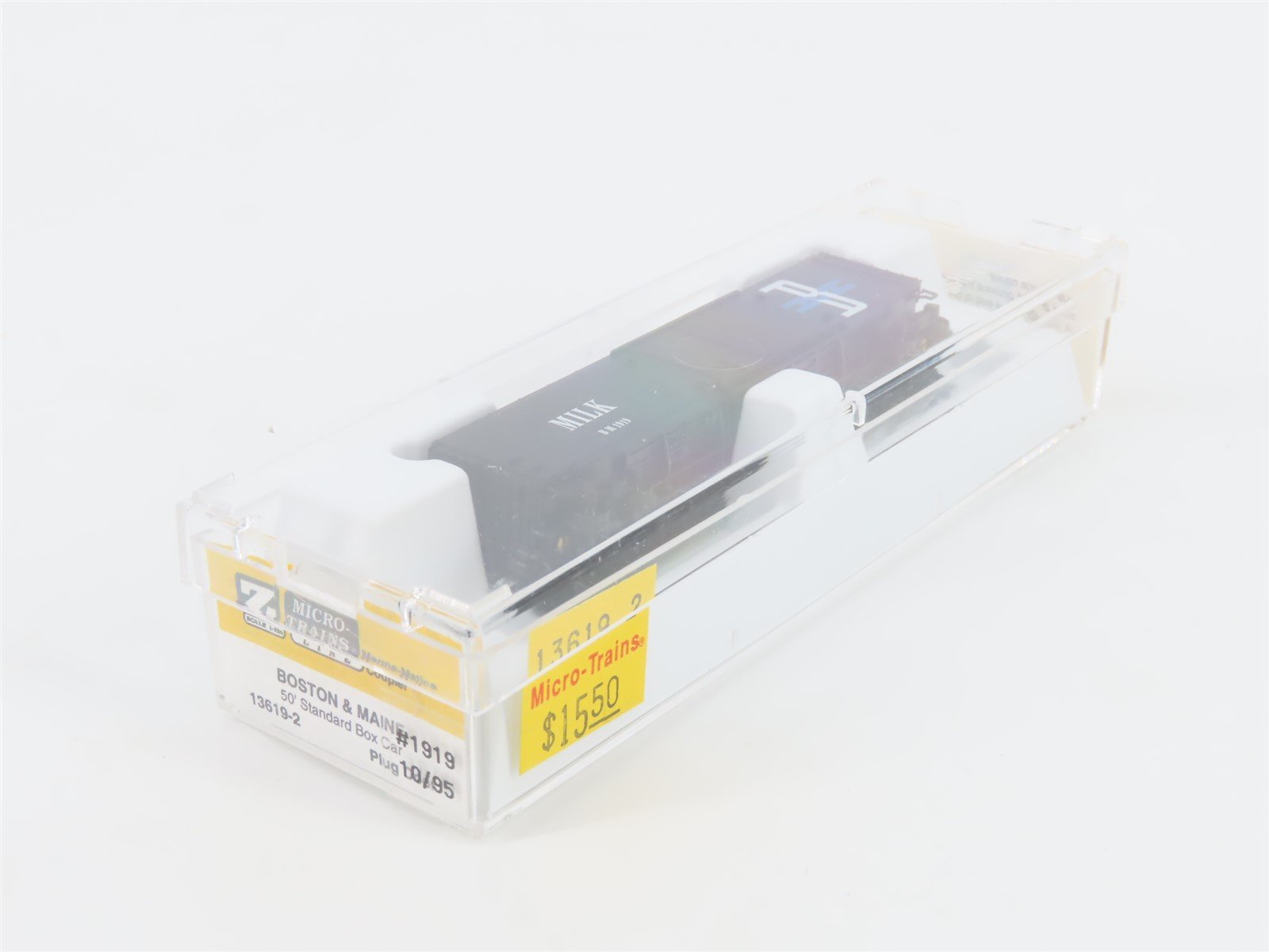 Z Micro-Trains MTL 13619-2 B&M Boston & Maine Milk 50' Plug Door Box Car #1919