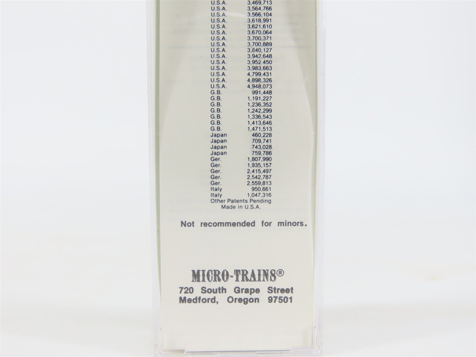 Z Scale Micro-Trains MTL 13613-2 CNW Chicago North Western 50' Box Car #152053