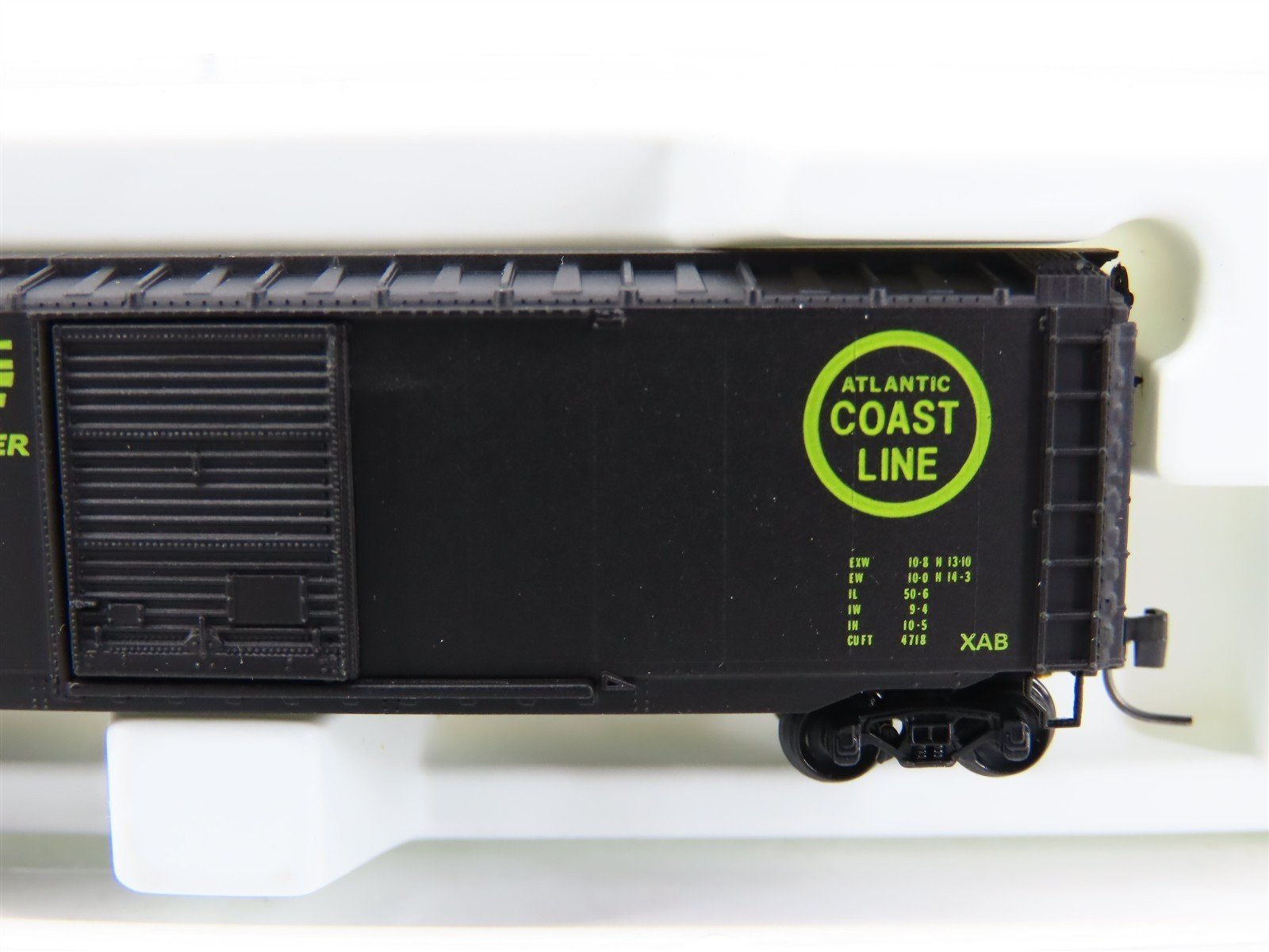 Z Scale Kadee Micro-Trains MTL 13508-2 ACL Atlantic Coast Line 50' Boxcar #31598