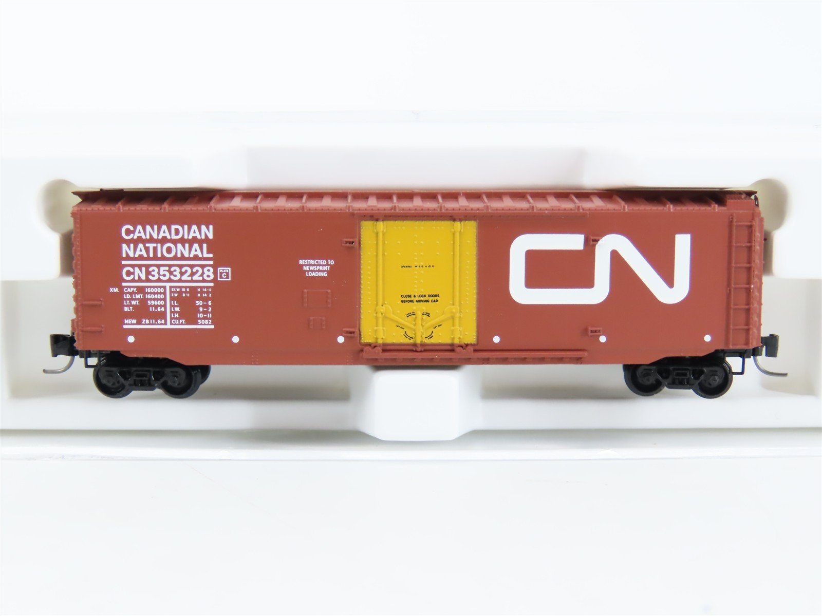 Z Micro-Trains MTL 13624-2 CN Canadian National (Yellow Door) 50' Boxcar #353228