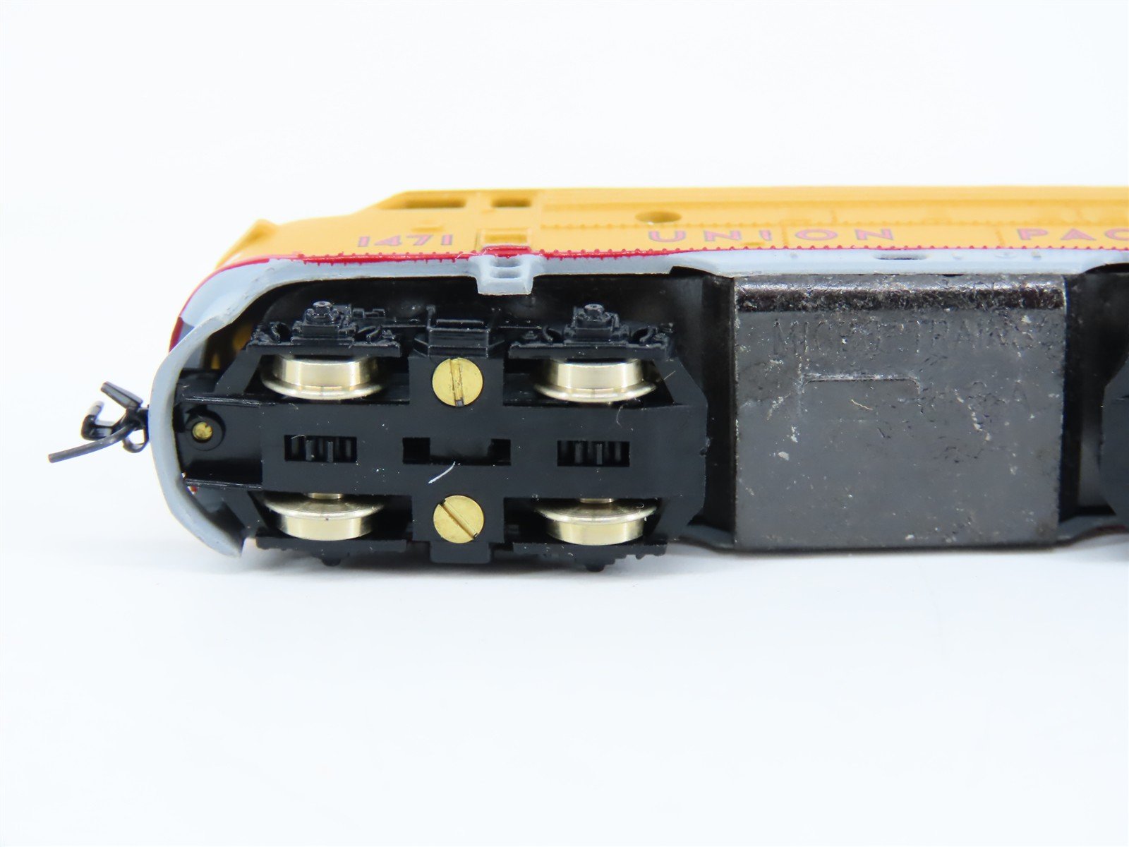 Z Scale Micro-Trains MTL 12001-2 UP Union Pacific F7A Diesel #1471 - Unpowered
