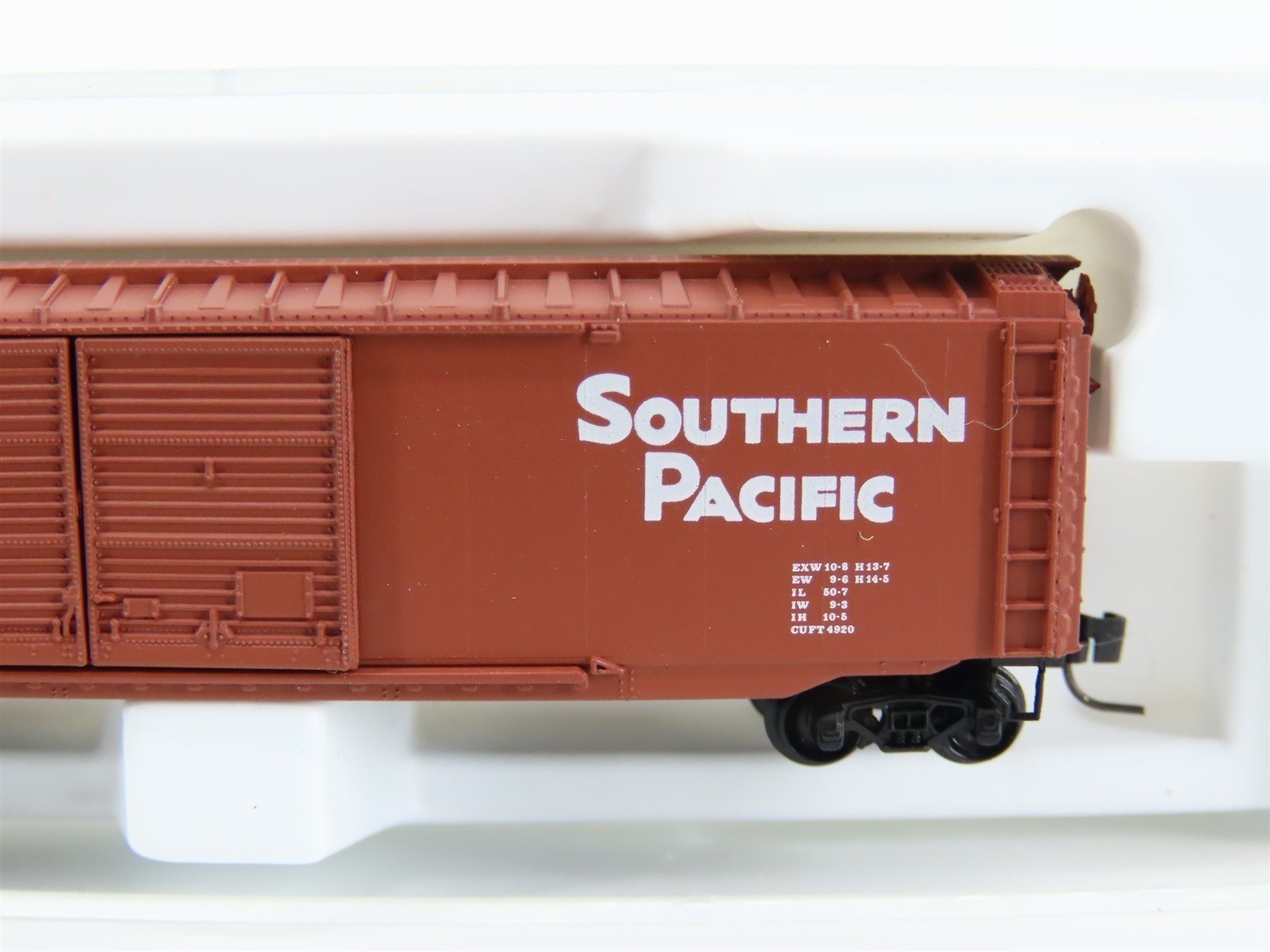 Z Scale Kadee Micro-Trains MTL 13704-2 SP Southern Pacific 50' Box Car #202511