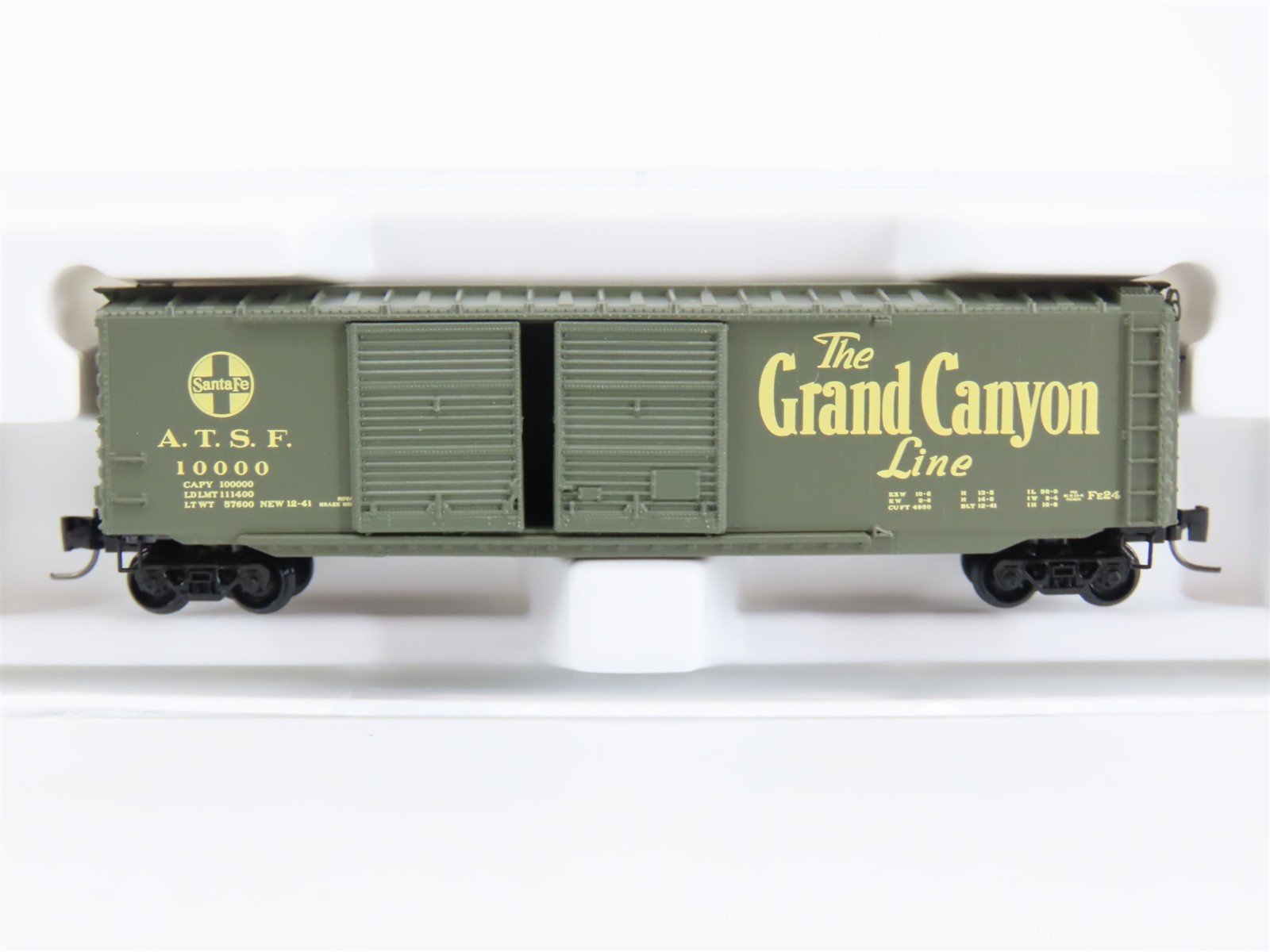 Z Scale Micro-Trains MTL 13720-2 ATSF Santa Fe Grand Canyon 50' Box Car #10000