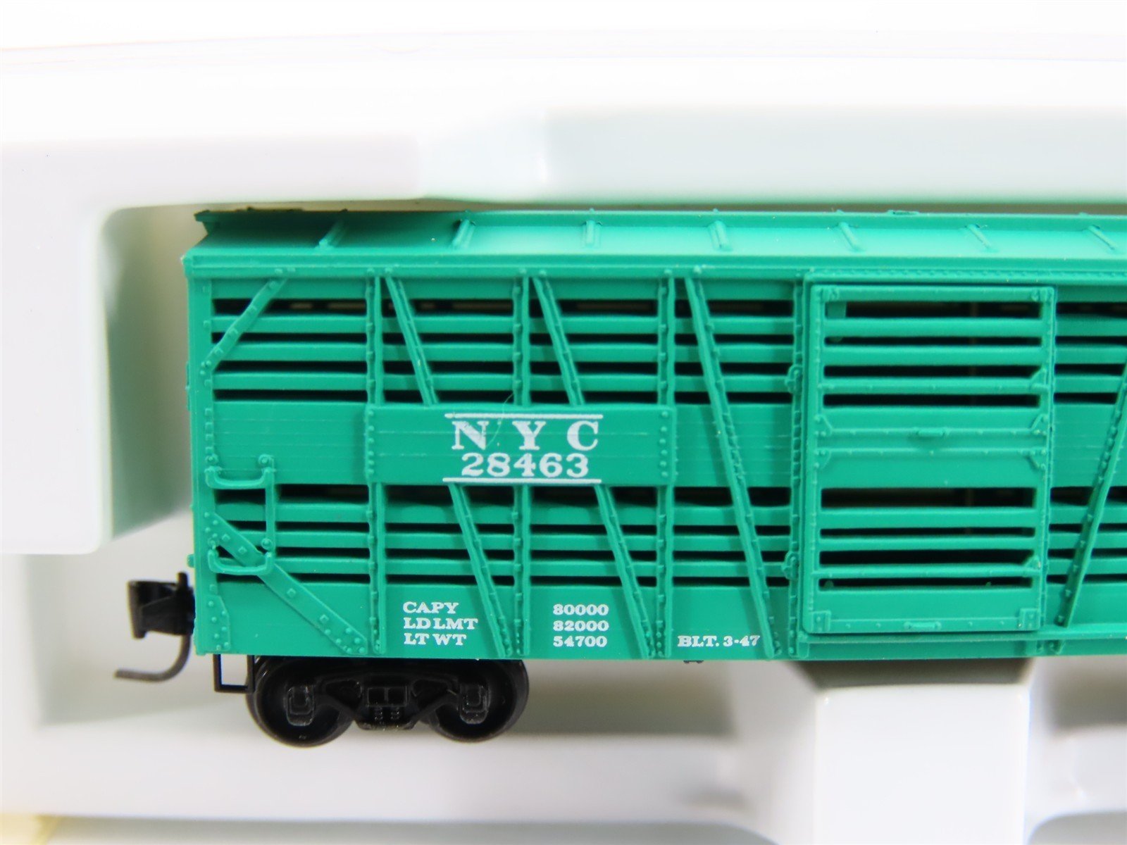 Z Scale Kadee Micro-Trains MTL 13806-2 NYC New York Central 40' Stock Car #28463
