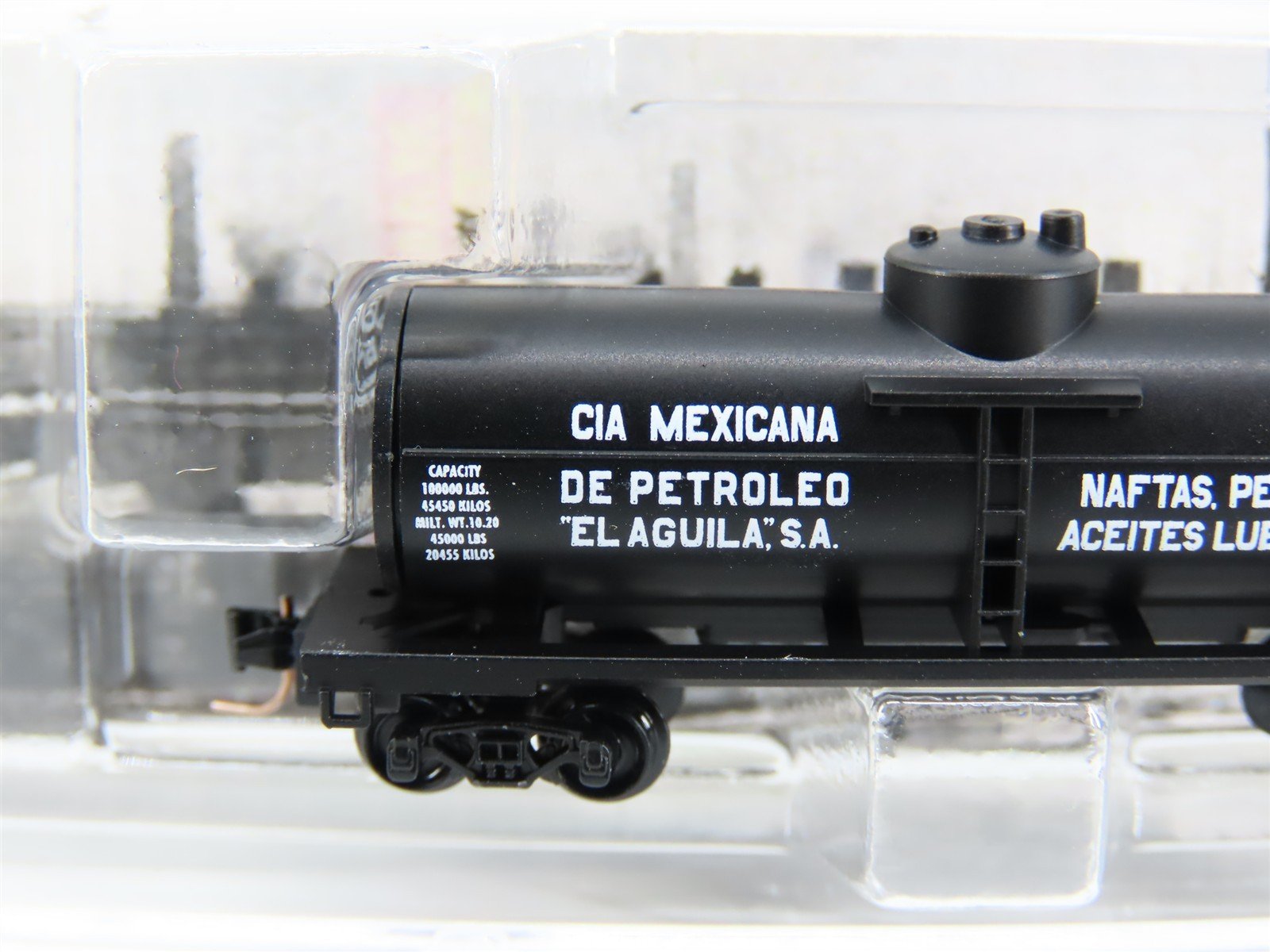 Z Scale Micro-Trains MTL 53000409 CIA Mexicana 39' Single Dome Tank Car #851