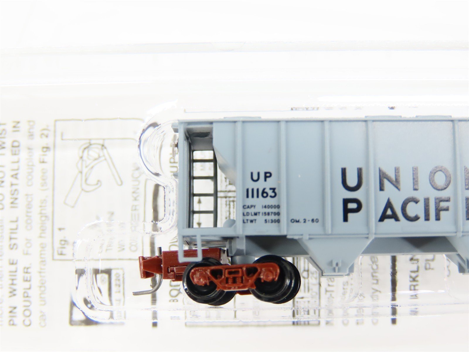 Z Scale Micro-Trains MTL 53100082 UP Union Pacific 2-Bay Covered Hopper #11163