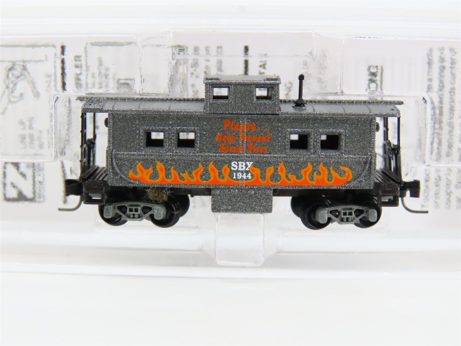 Z Micro-Trains MTL 53500260 SBX Smokey Bear Forest Fire Prevention Caboose #1944