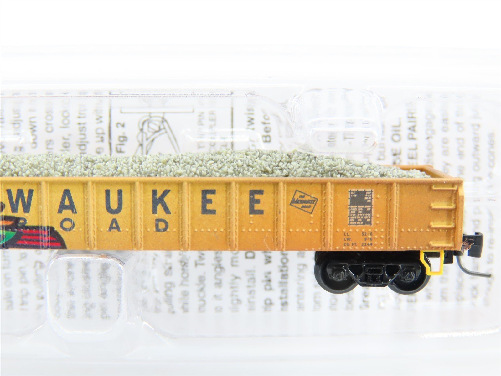 Z Micro-Trains MTL 52344050 MILW Milwaukee Road 50' Gondola w/ Load & Graffiti