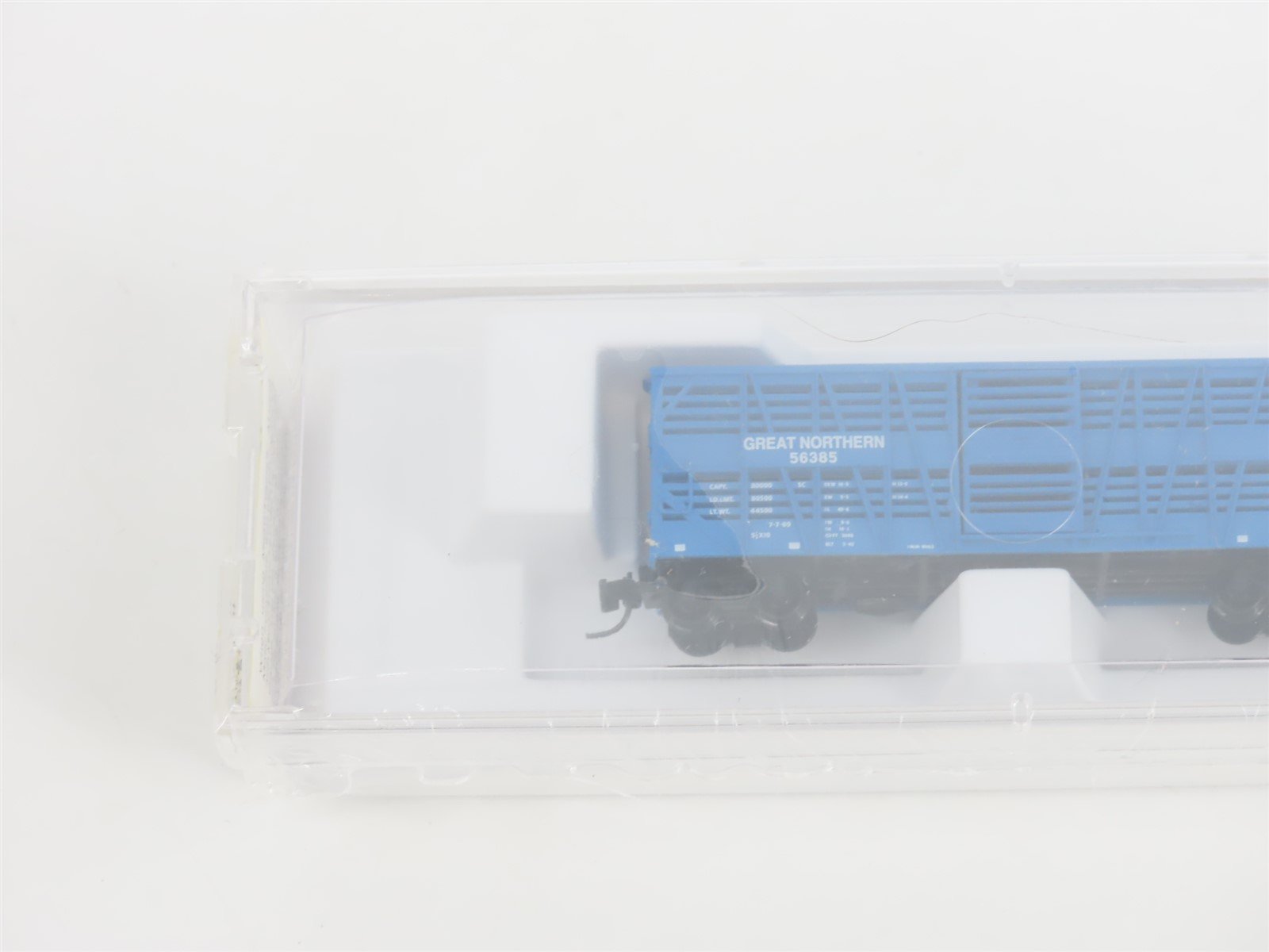 Z Micro-Trains MTL 13812-2 GN Great Northern Big Sky Blue 40' Stock Car #56385