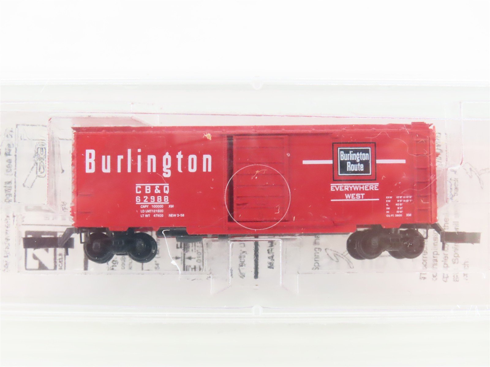 Z Scale Micro-Trains 14107 CB&Q Burlington Route 40' Standard Boxcar #62988