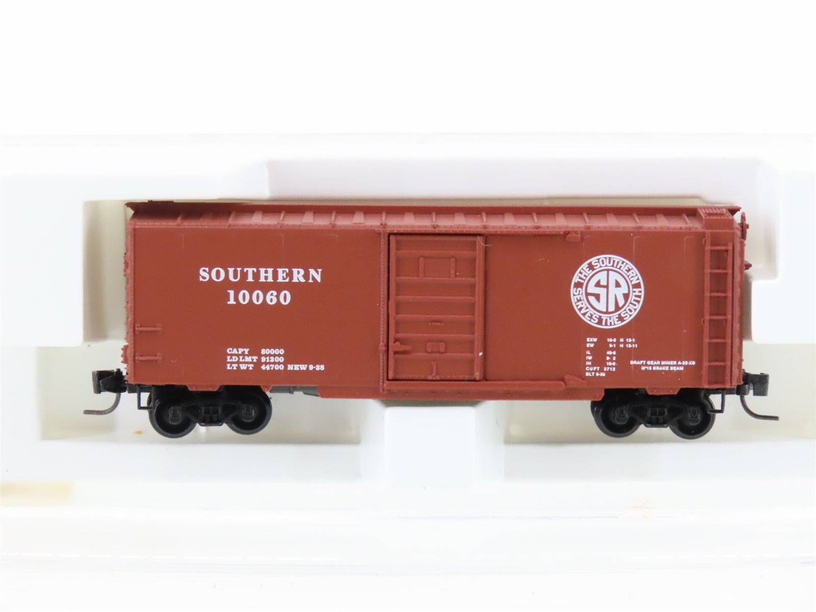Z Scale Kadee Micro-Trains 14118-2 Southern Railway 40' Single Door Boxcar 10060