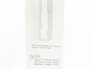 Z Scale Kadee Micro-Trains 14120-2 SOO Line 40' Single Door Boxcar #43980