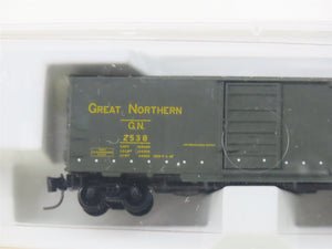 Z Scale Micro-Trains 14134-2 GN Great Northern 40' Standard Boxcar #2538