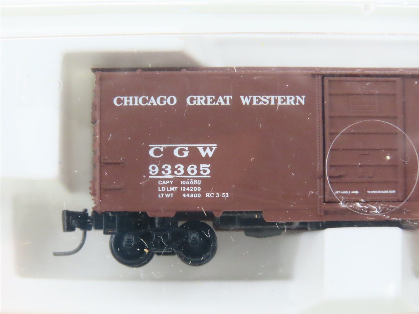 Z Micro-Trains 14139-2 CGW Chicago Great Western 40' Standard Boxcar #93365