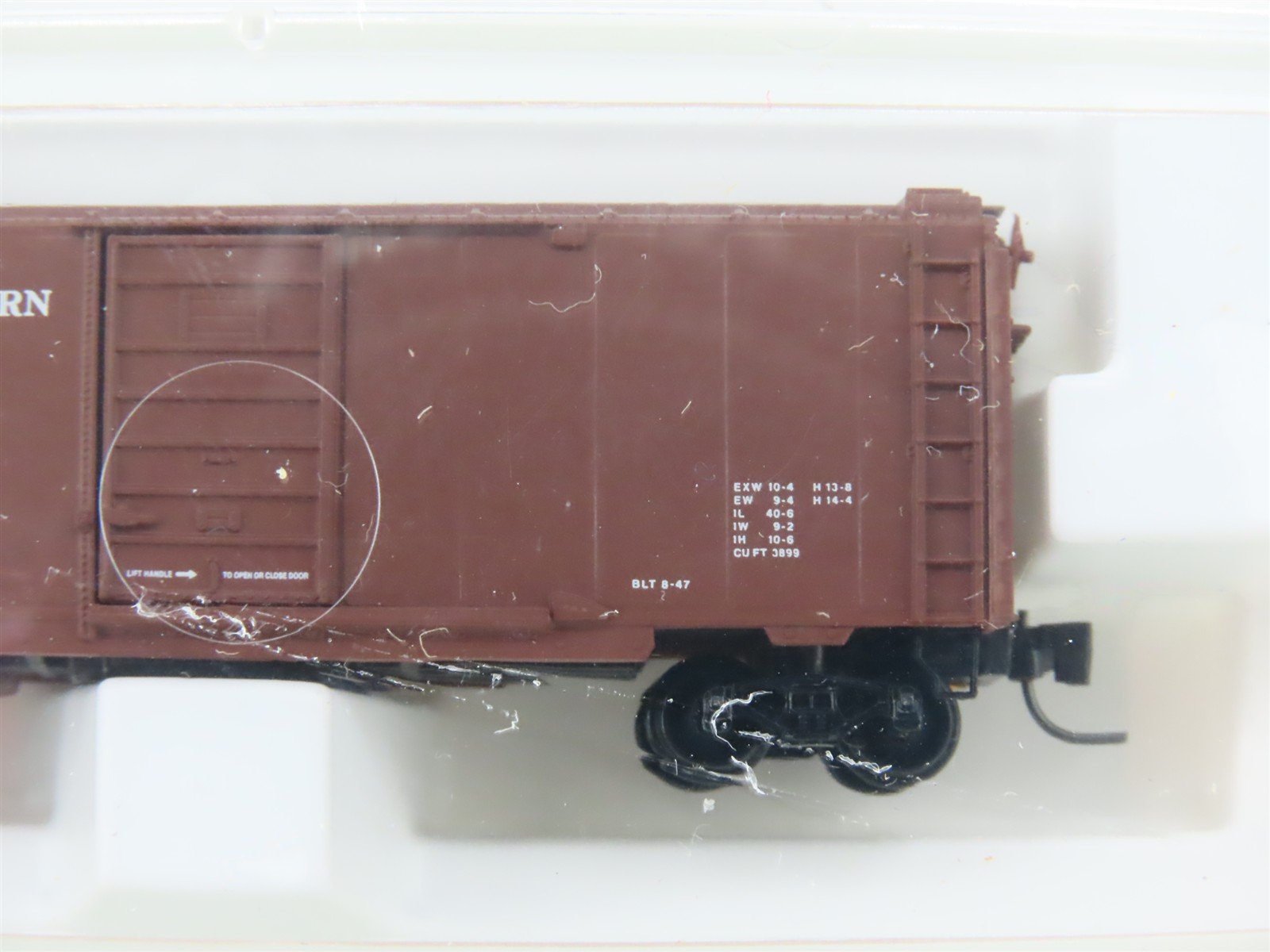 Z Micro-Trains 14139-2 CGW Chicago Great Western 40' Standard Boxcar #93365